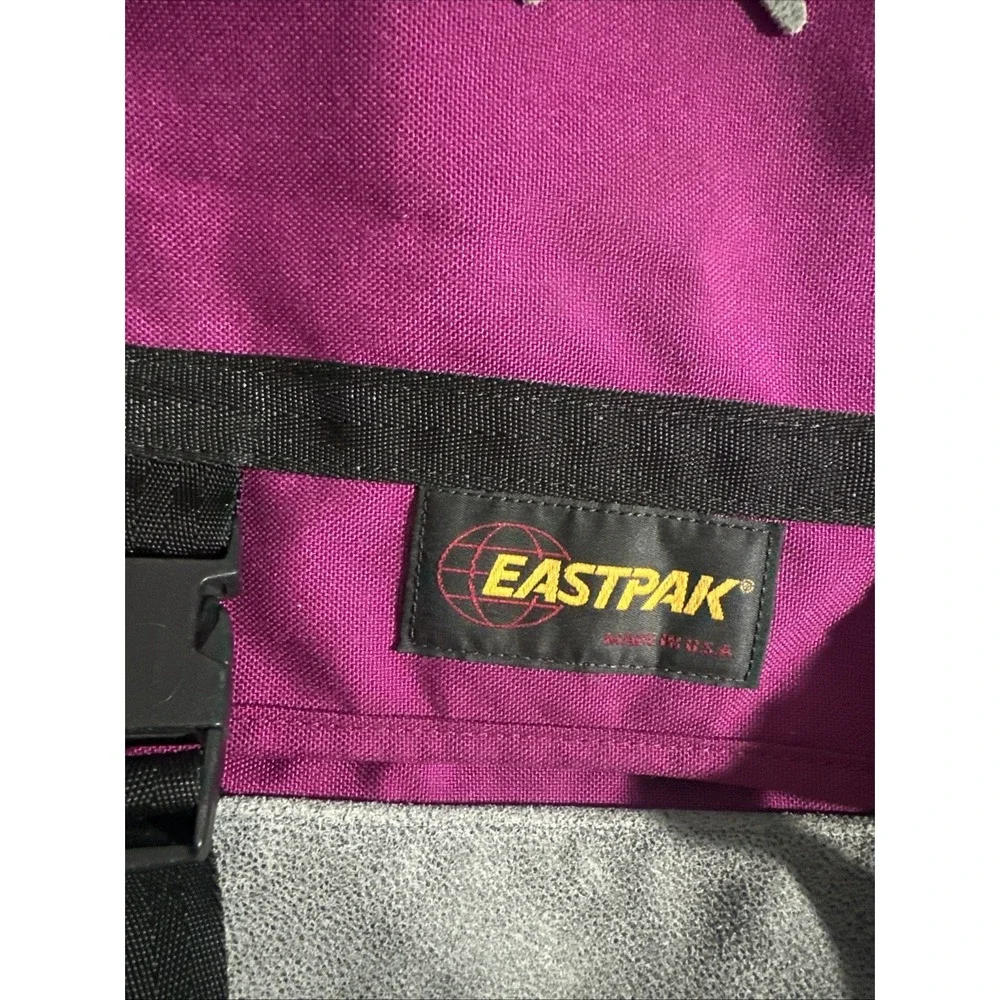 Vintage Eastpak Delegate Messenger Bag Suede/Leather Bottom USA Pink/purple